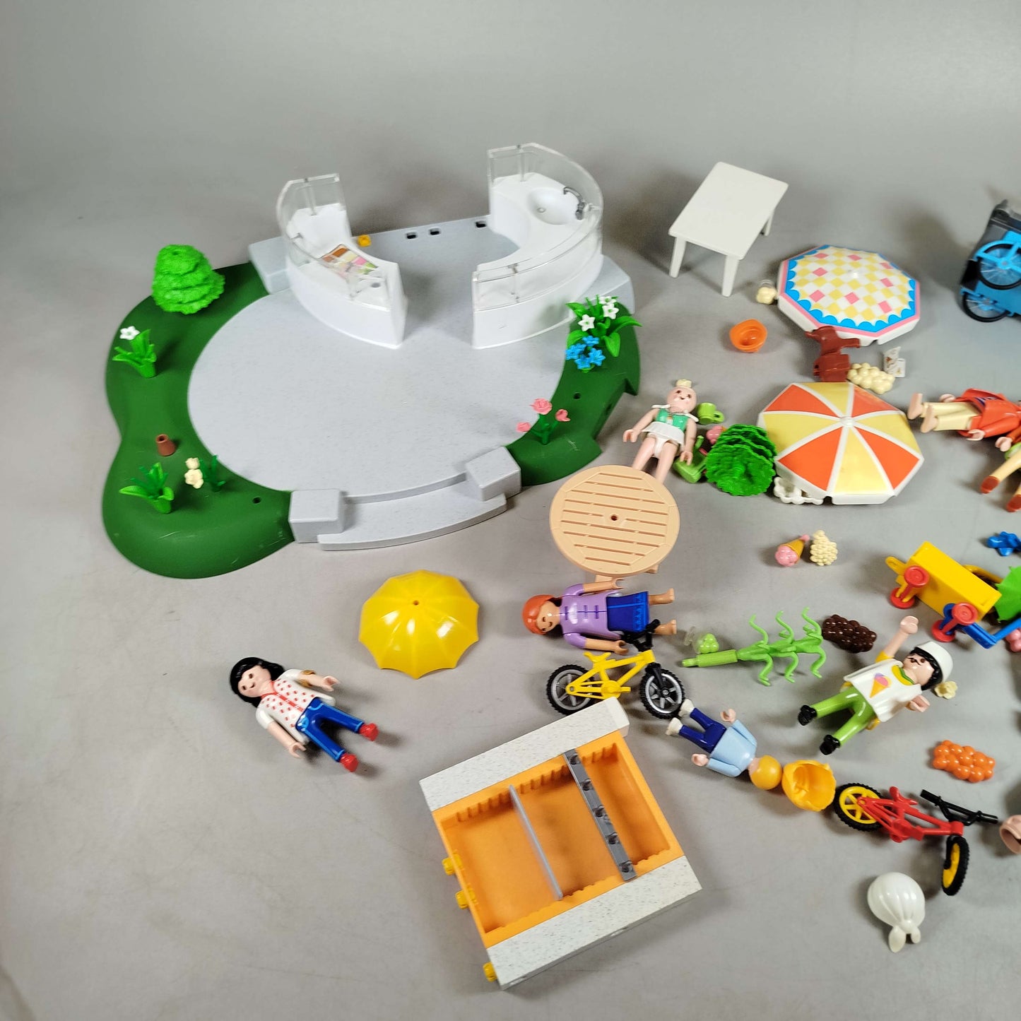 Playmobil Bundle Märchenschloss Cabrio & Figuren