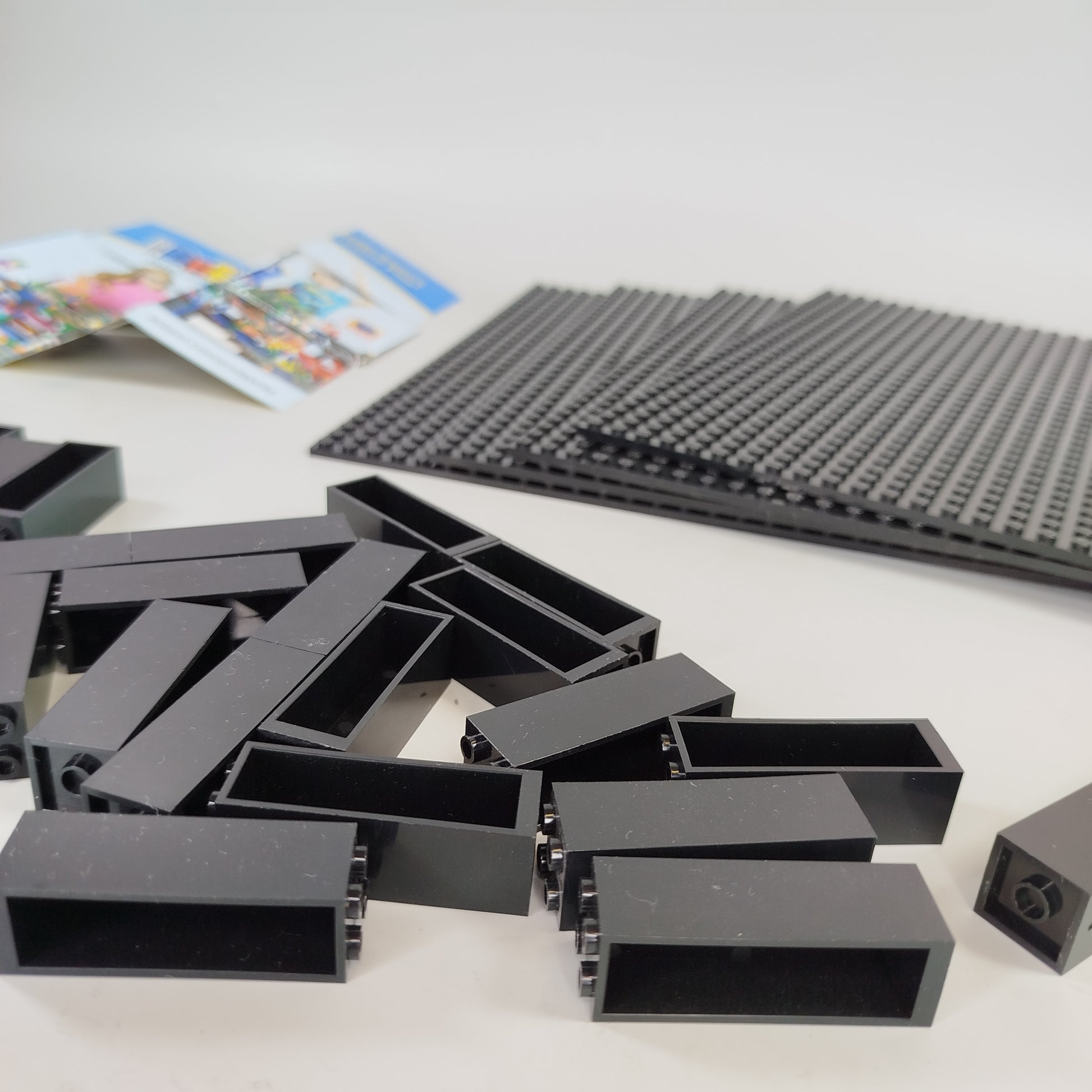 Strictly Briks & Schmidt Spiele Brik Tower Konstruktionsset + Monsterjäger