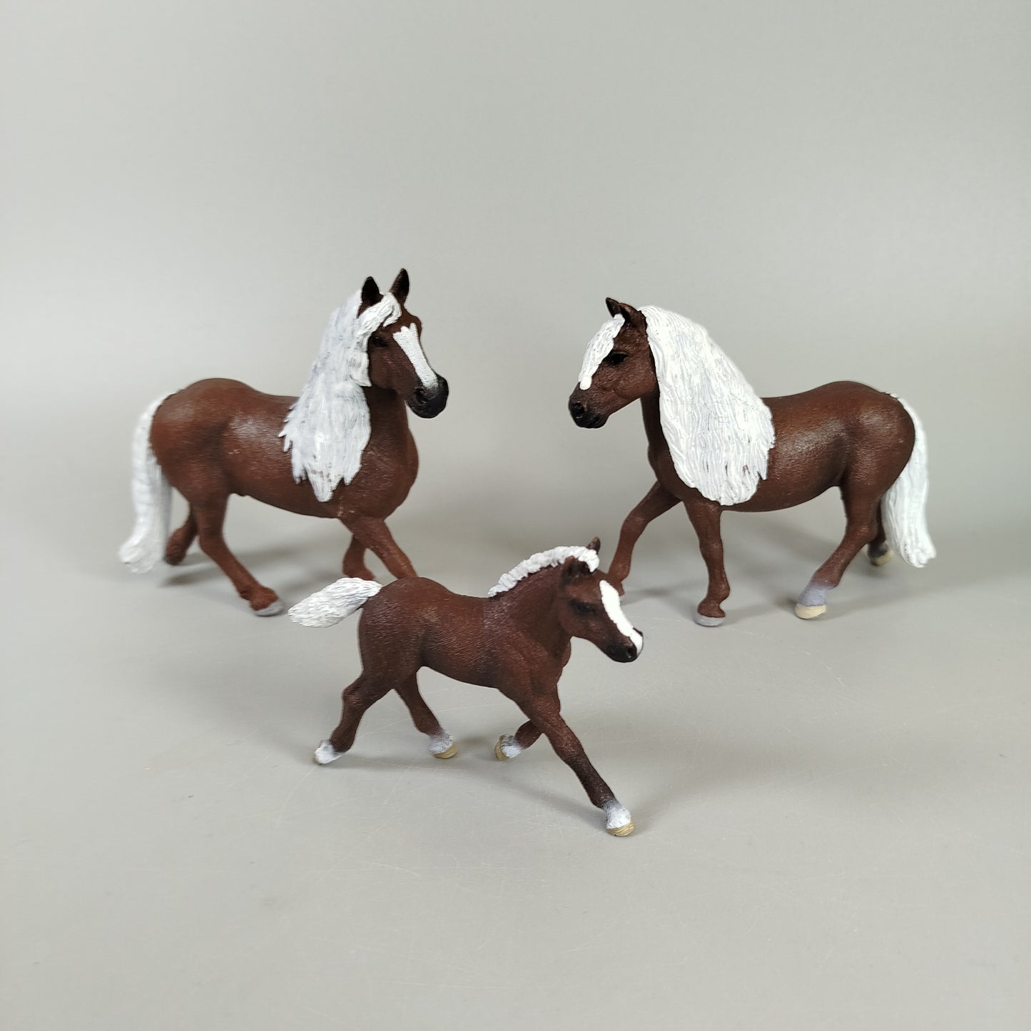 Schleich Set – 7 Pferde mit Pferdefamilie und Fohlen