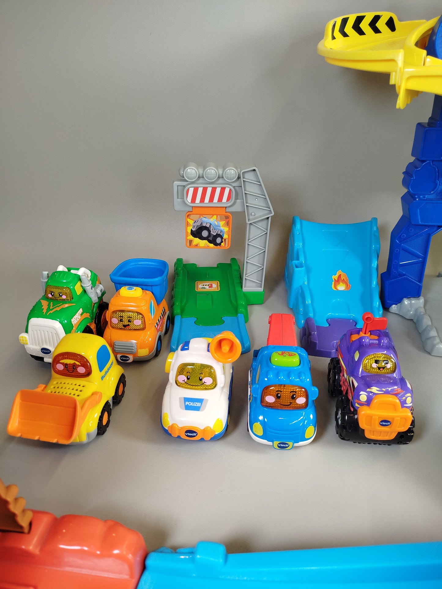 Vtech Vtech Tut Tut Baby Flitzer - Stuntpark & 6 Fahrzeugen