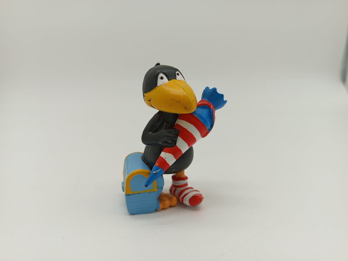 Tonies Hörfigur - Rabe Socke mit blauer Kiste