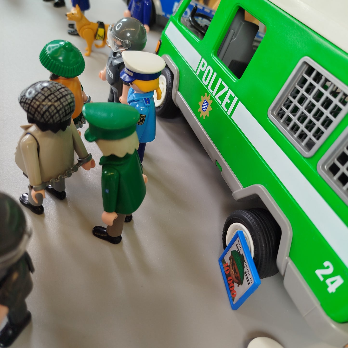 Playmobil Polizei Set - Fahrzeuge und Figuren