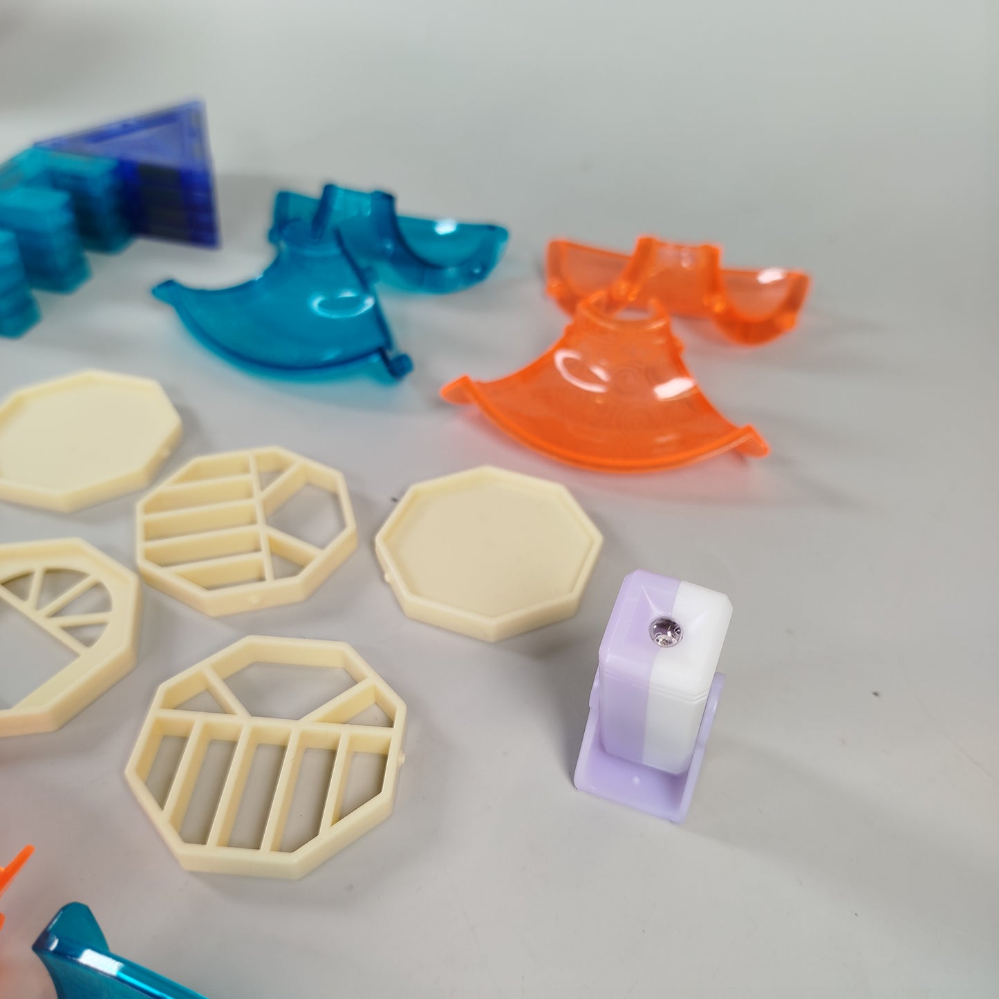 BINZKBB Magnetische Kugelbahn – 110-teiliges STEM-Set