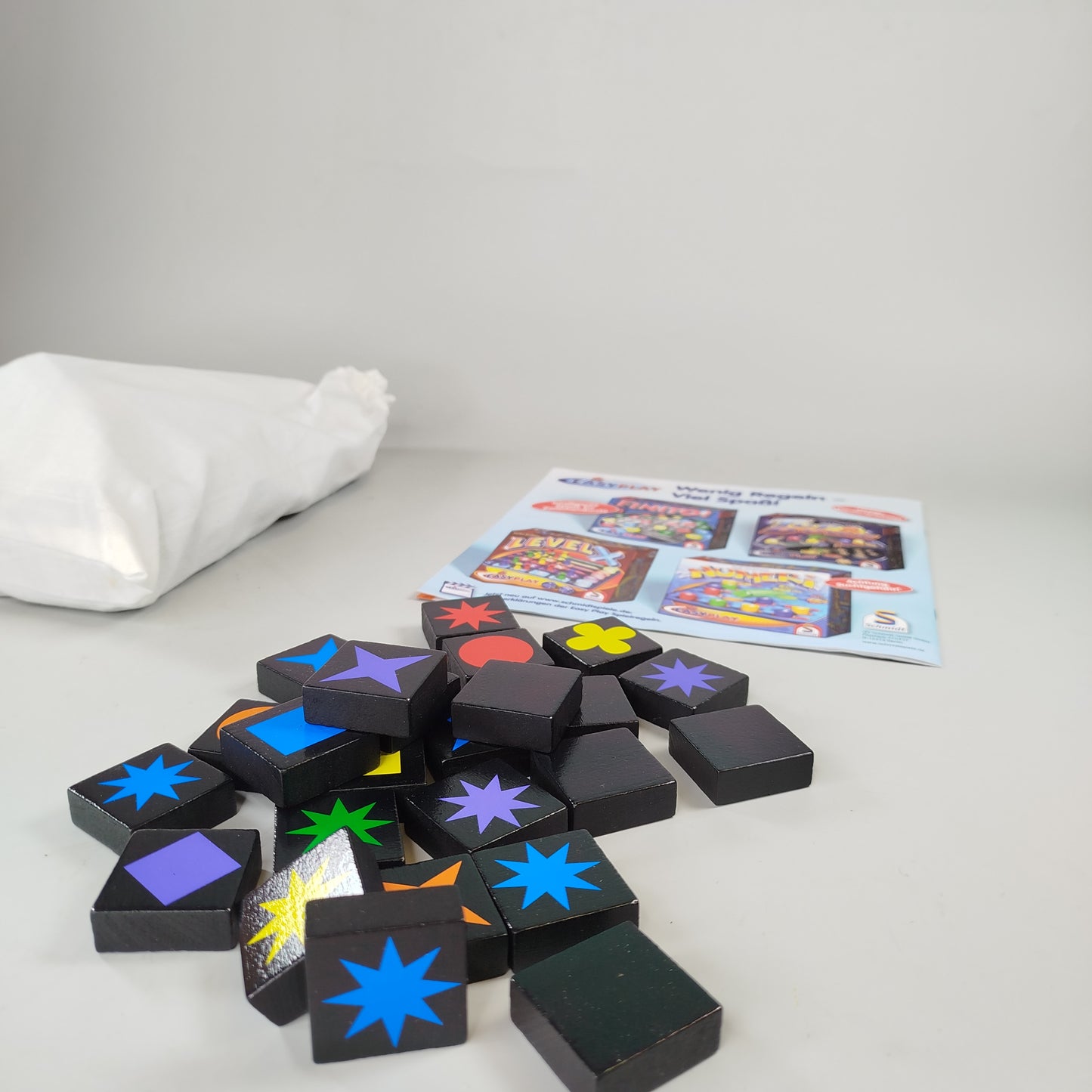 Schmidt Spiele Qwirkle – Das taktische Legespiel