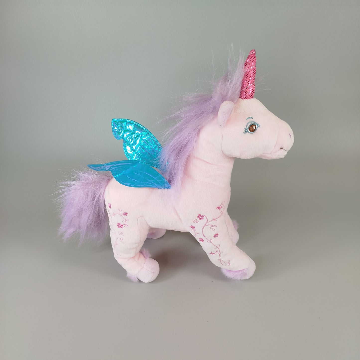 Die Spiegelburg Plüsch-Einhorn und Barbie Set