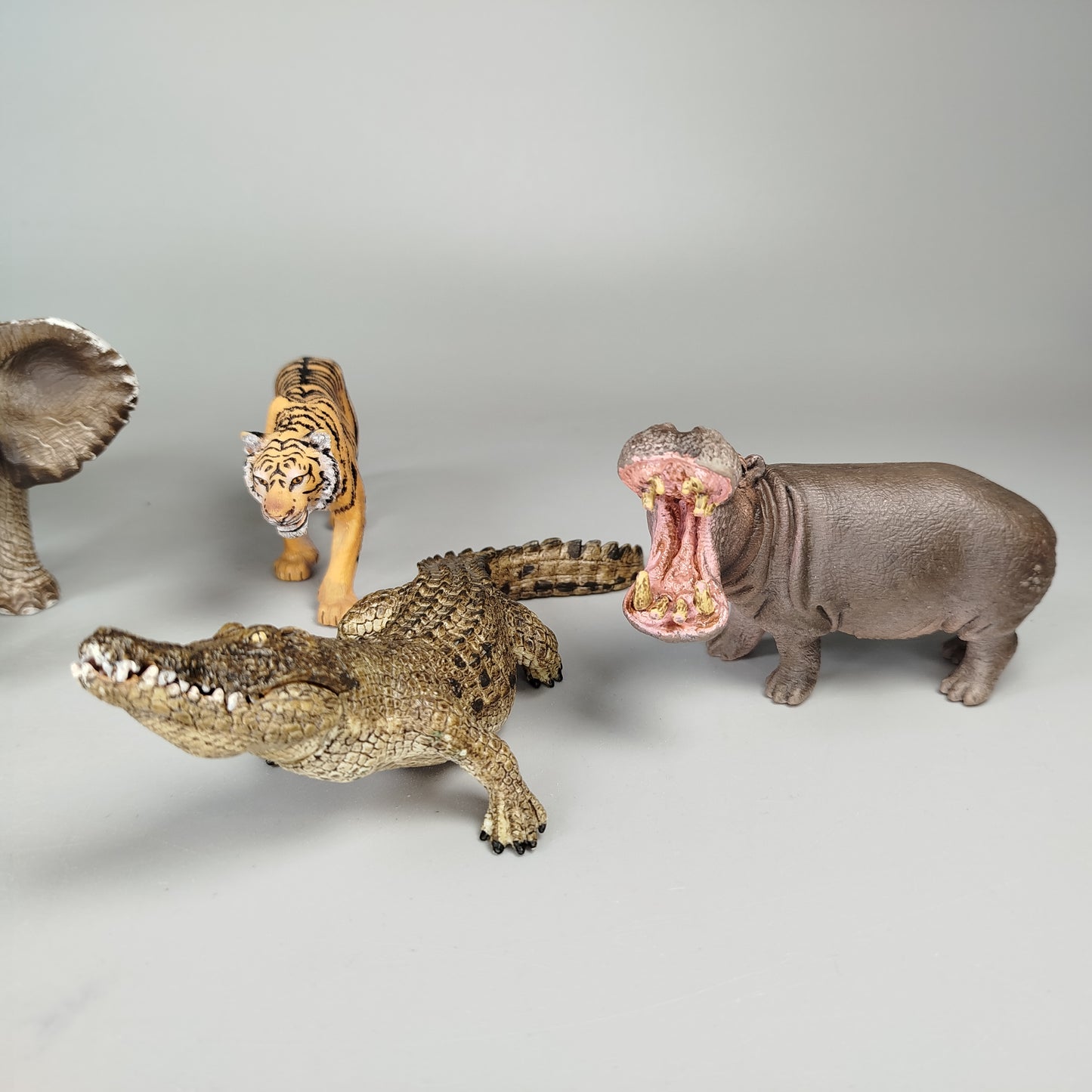 Schleich Zoo Tierfiguren Set von 8, sehr gut erhalten