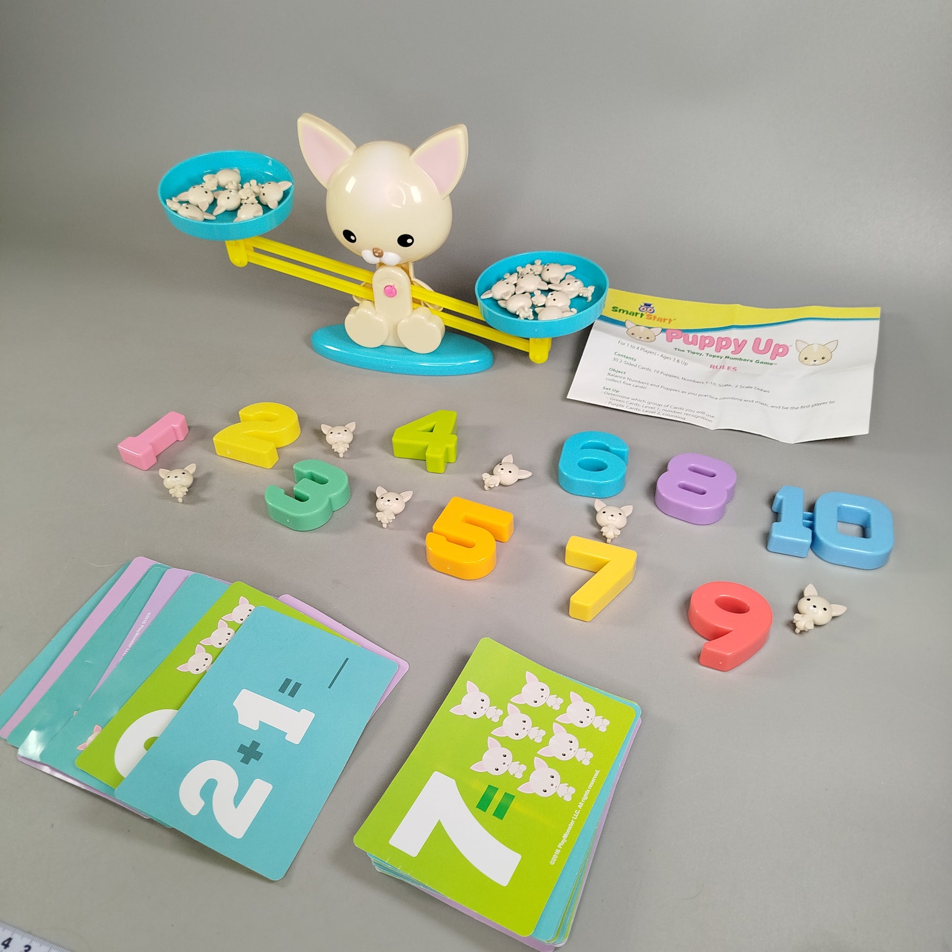 PlayMonster Puppy Up Lernspiel – Zahlenwaage mit Hunden & Karten