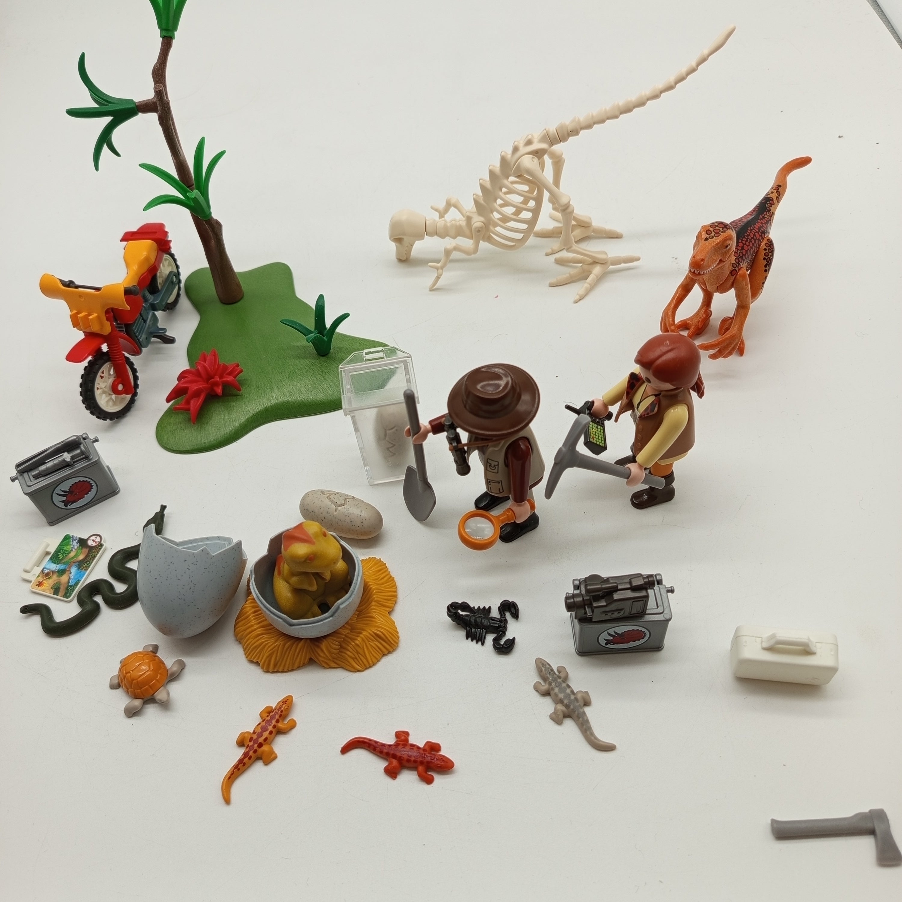 Playmobil Adventskalender 4162 – Dino-Expedition, guter Zustand