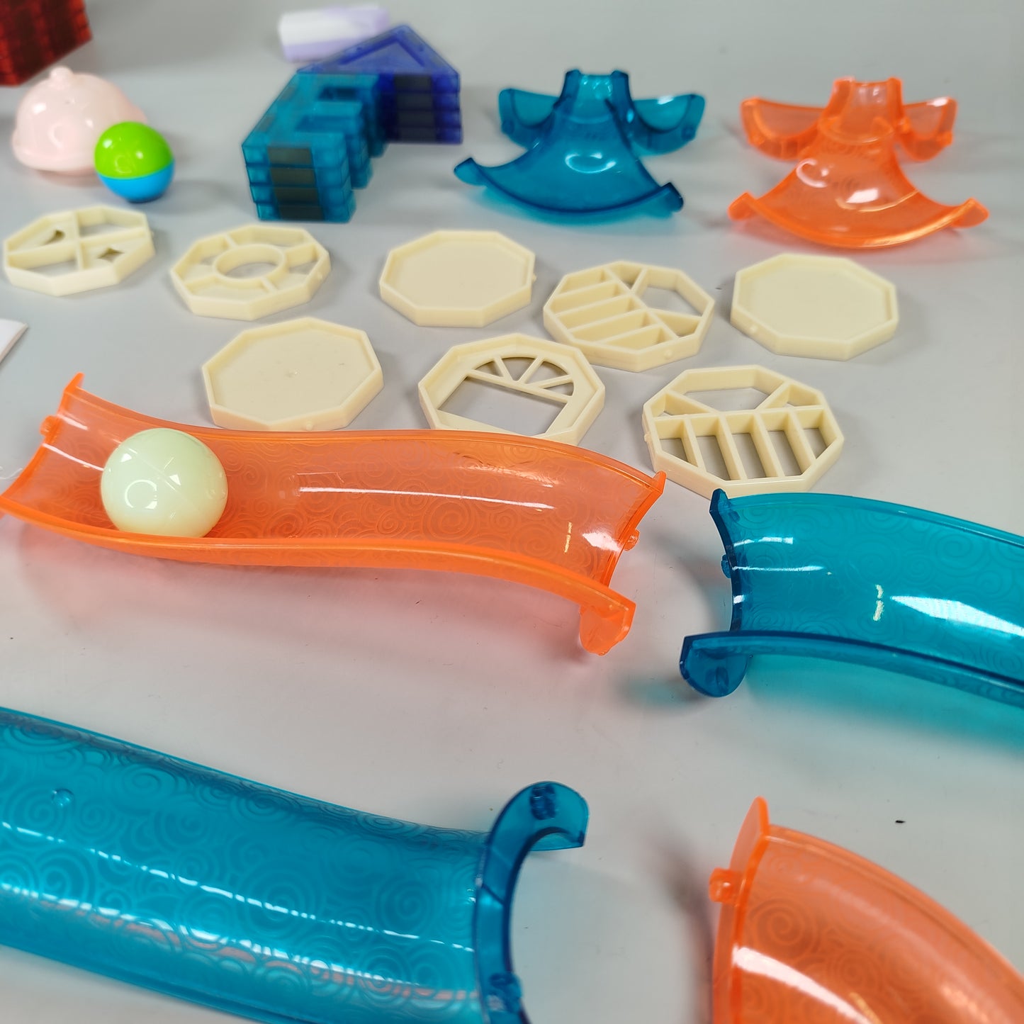 BINZKBB Magnetische Kugelbahn – 110-teiliges STEM-Set