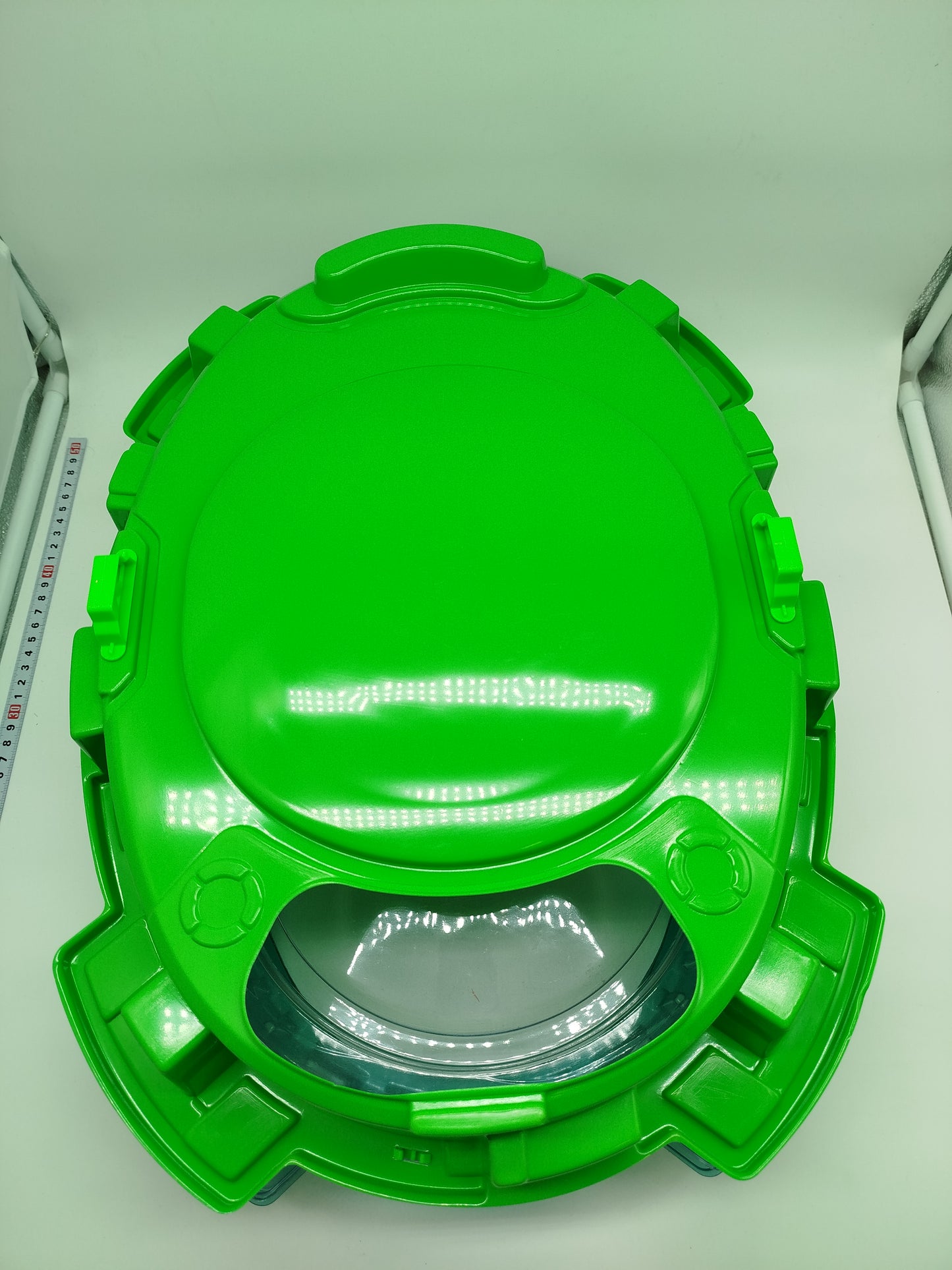 Hasbro Beyblade Battle Arena & Beyblade Zubehör, gut erhalten