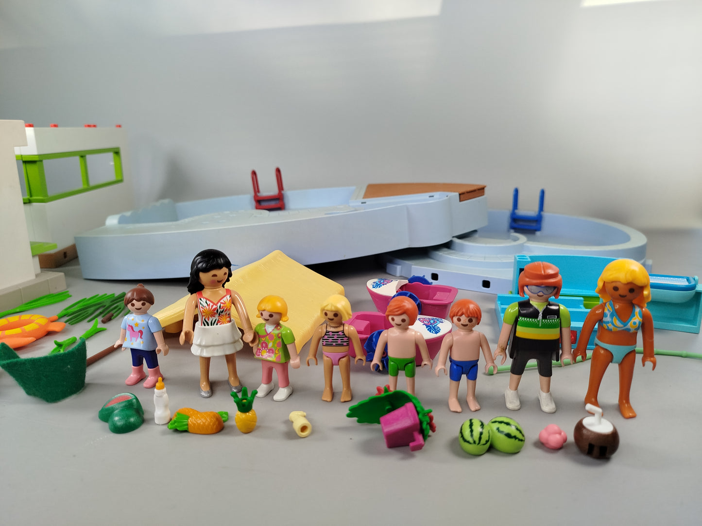 Playmobil Konvolut ca. 3,2 kg - Abenteuer Spielplatz & Wasserspaß