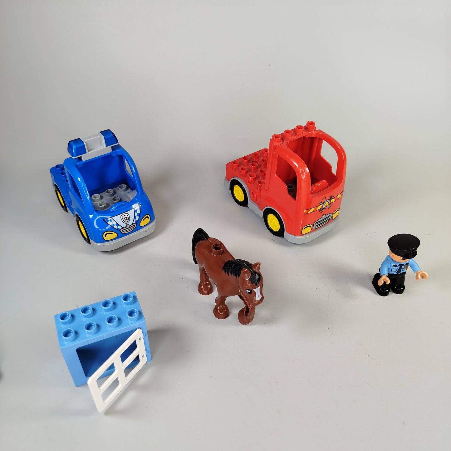 Lego Duplo Konvolut ca. 2,8 kg, Fahrzeuge und Figuren