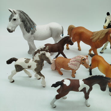 Schleich Bundle Pferde Set von 10 Figuren & Fohlen