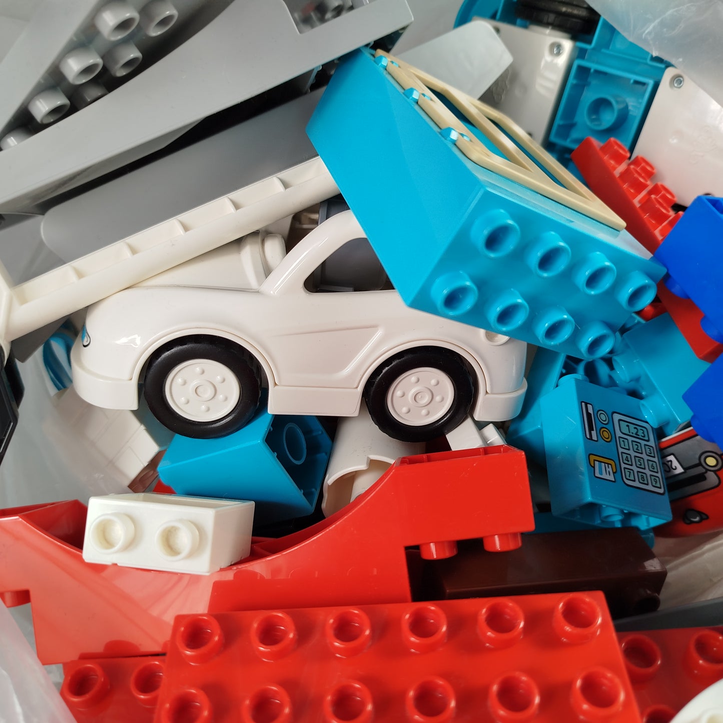 LEGO DUPLO Set - Parkhaus & Fahrzeuge mit Autowaschanlage