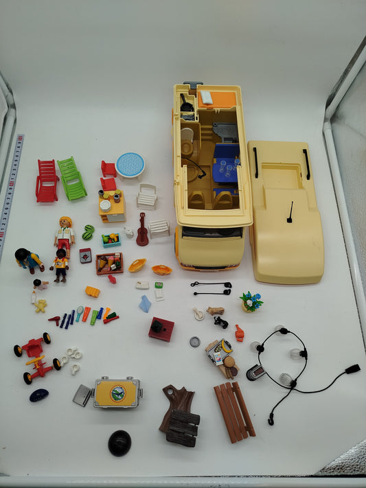 Playmobil Camping Set - Camper, Figuren & Zubehör