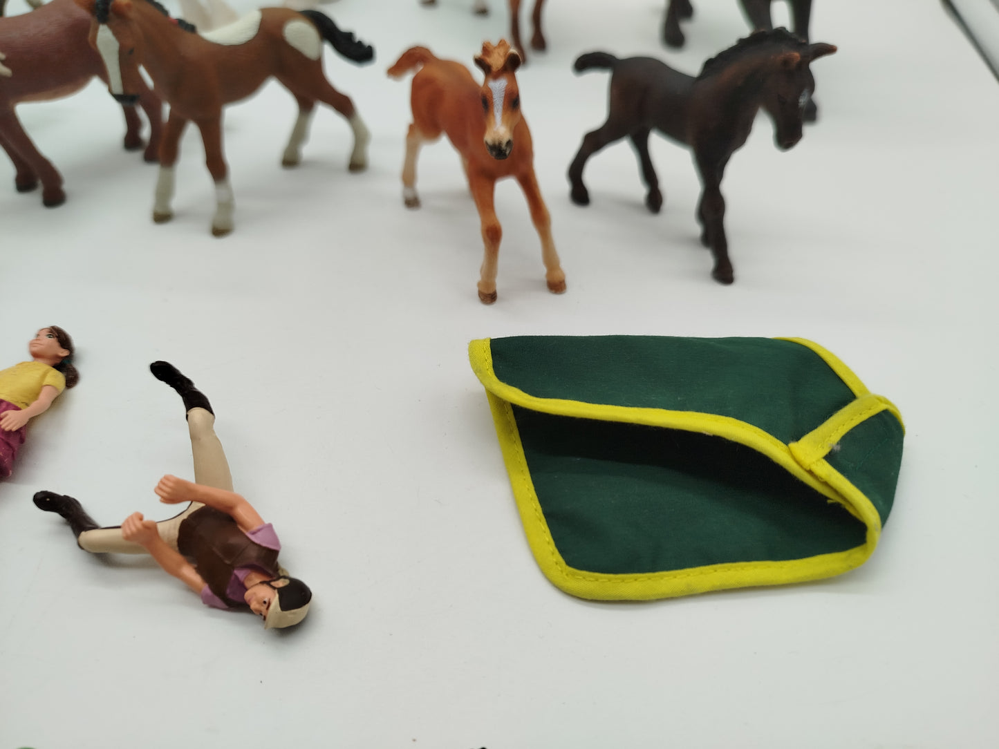 Schleich Reiterhof Figuren – Pferde, Menschen & Zubehör
