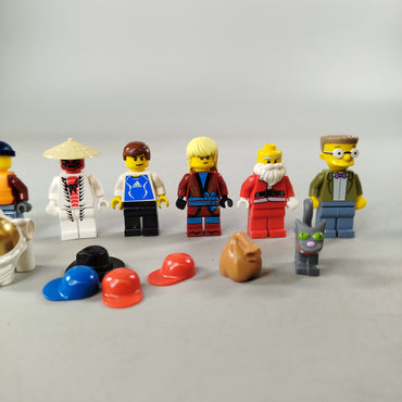 LEGO Bundle Minifiguren Set von 10 Figuren & Tierfiguren