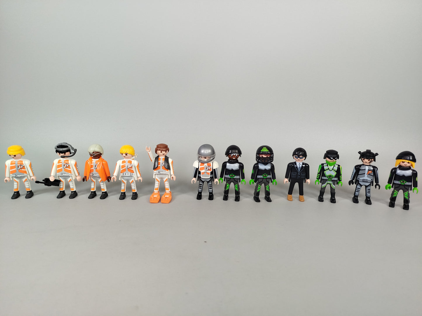 Playmobil Top Agents Hauptquartier Set mit Turbojet & Fahrzeugen