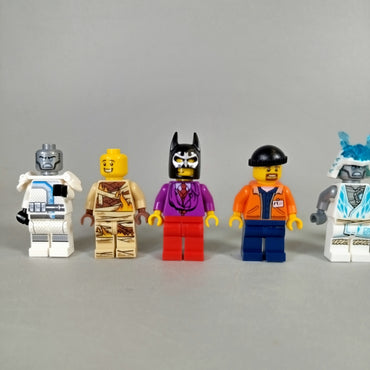 LEGO Minifiguren Set von 10 Figuren, wie neu