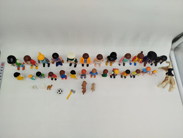 Playmobil Set von 26 Figuren & Zubehör, gut erhalten