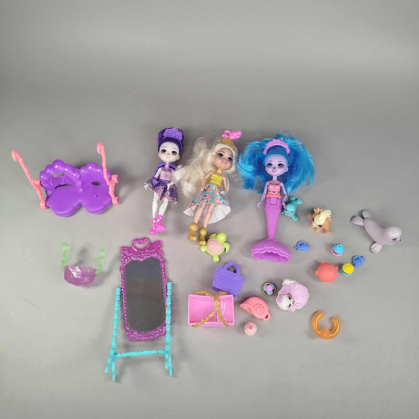 Mattel Bundle Barbie Set von 3 Puppen & Tiere