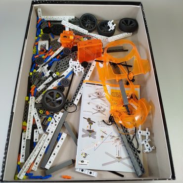 Clementoni Bausatz - Hubschrauber und Auto