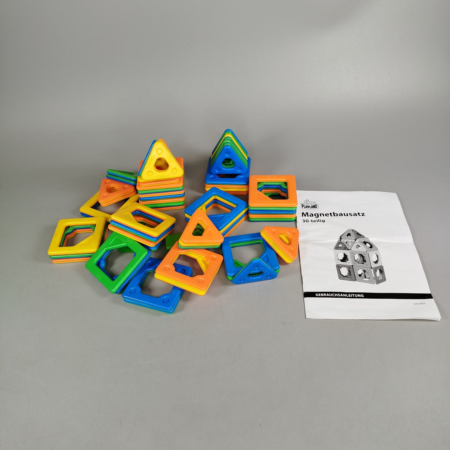 Playland Magnetisches Konstruktionsspielzeug 30-teiliges Set