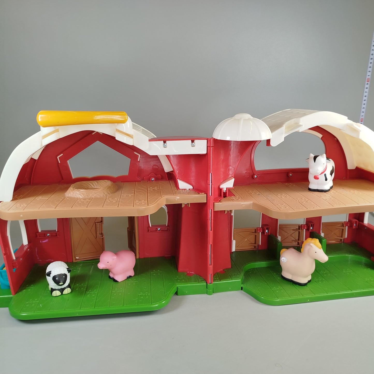 Spielzeug Scheunen-Set – Bauernhof, Set von 4 Tieren, wie neu