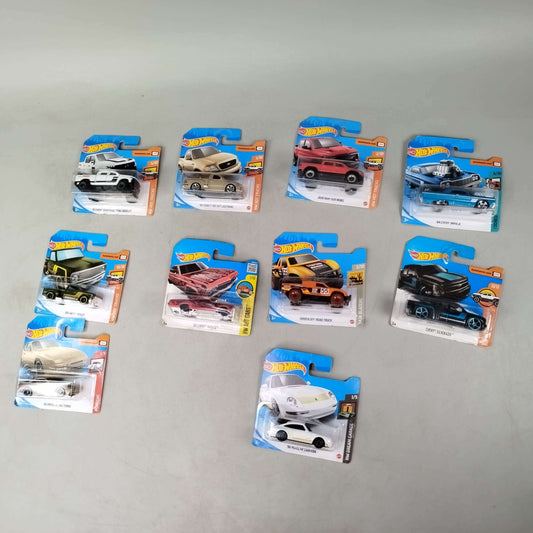 Hot Wheels Bundle Hot Trucks Set von 10 Autos, neu