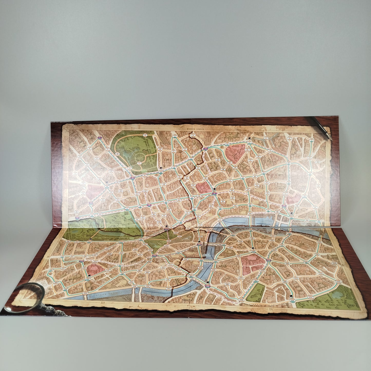 Ravensburger Brettspiel - Scotland Yard Sherlock Holmes Edition