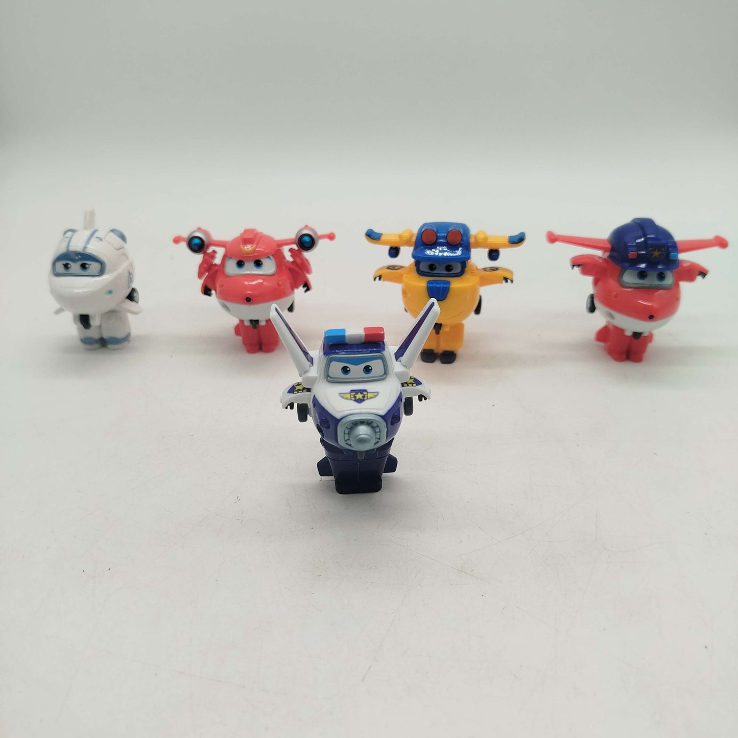 Super Wings World Aircraft Flugzeug Spielset mit 5 Figuren