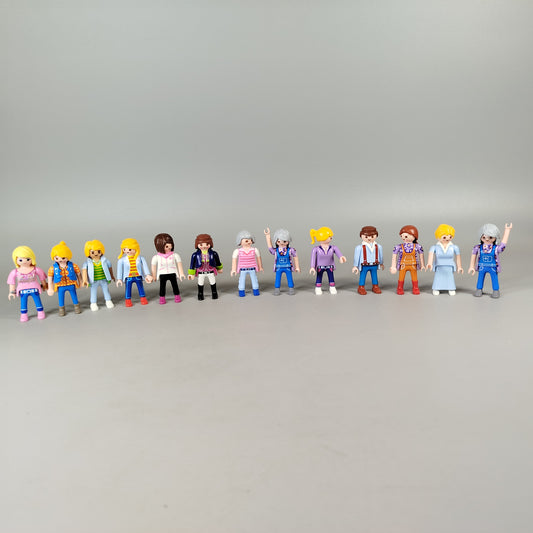 Playmobil Figuren Set von 13 Charakteren – bunte Spielfiguren