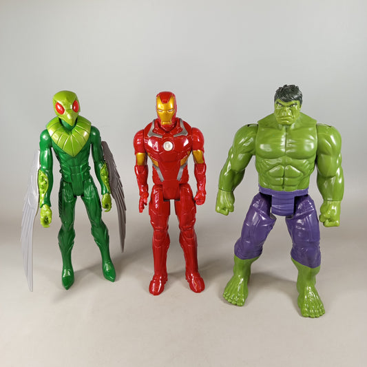 Hasbro Bundle Marvel Set von 3 Actionfiguren Hulk & Iron Man