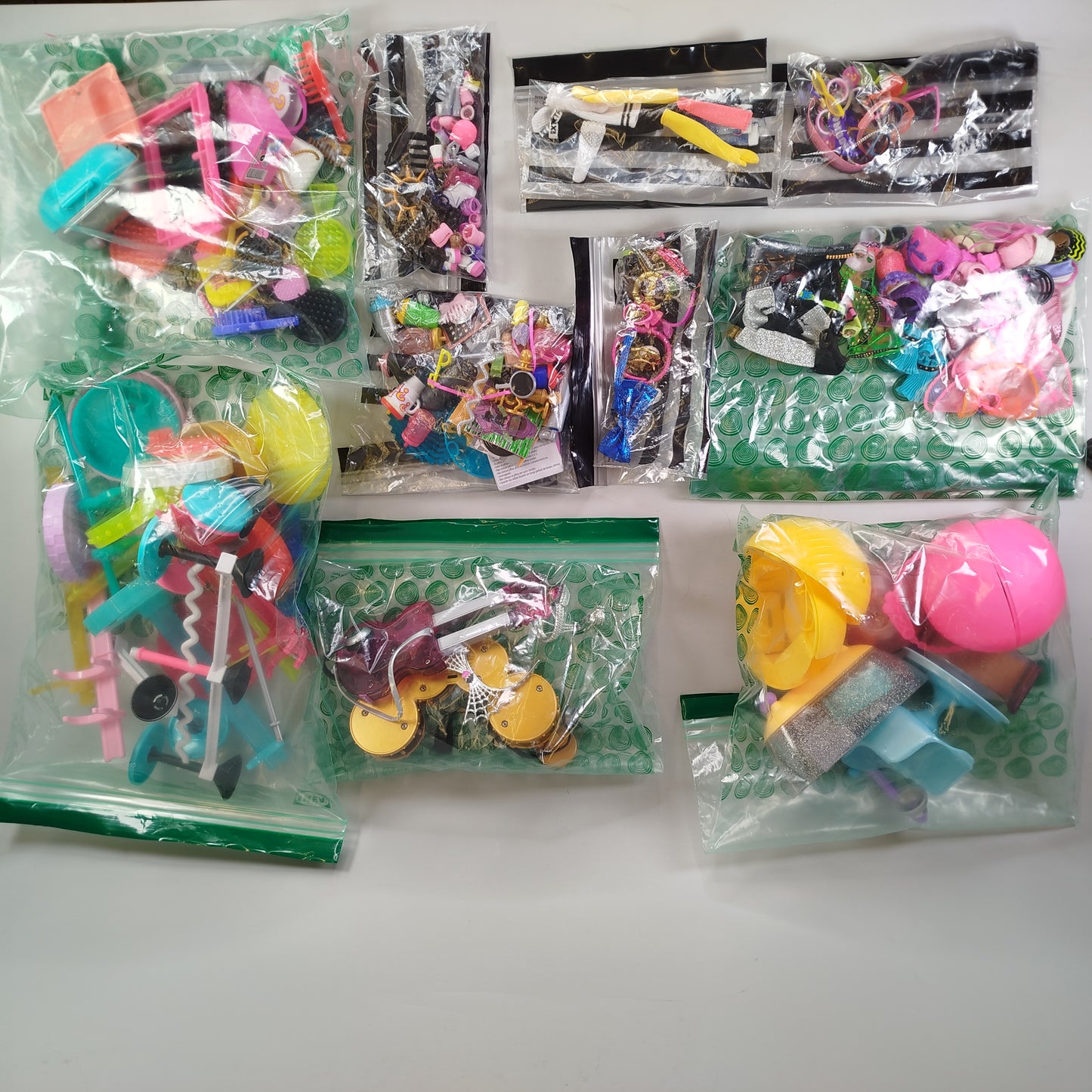 MGA Entertainment L.O.L. Surprise! OMG Puppen & Zubehör Set