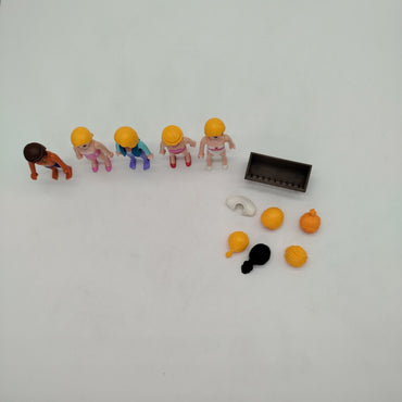 Playmobil Figuren-Set – Bade- & Freizeit, 5 Figuren mit Zubehör