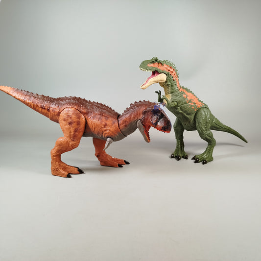 Mattel Jurassic World Set von 2 Dinosaurier Actionfiguren – Carnotaurus & Theropode
