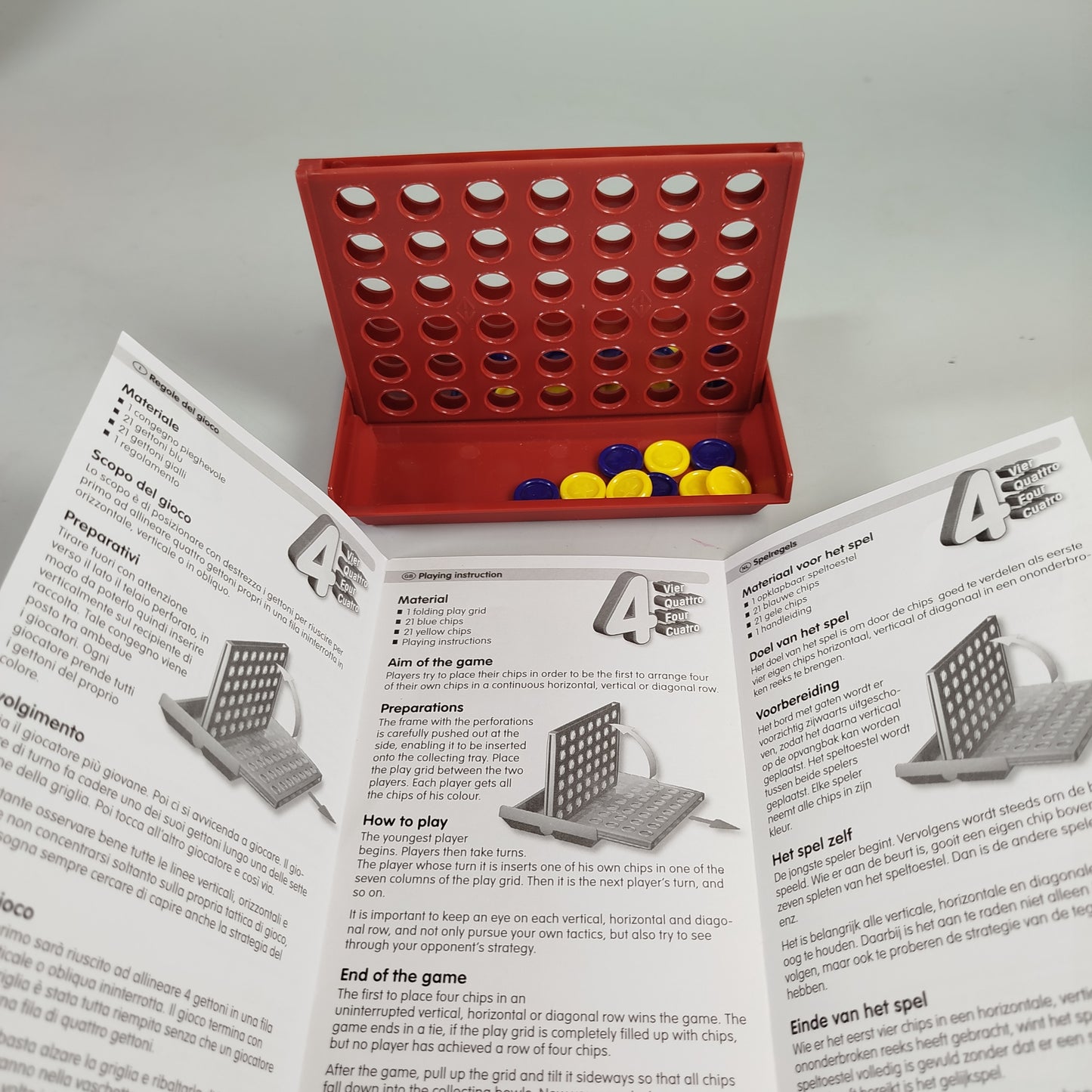 Verschiedene Marken Spielzeug Konvolut - Kartenspiele und Puzzle - 6 Sets
