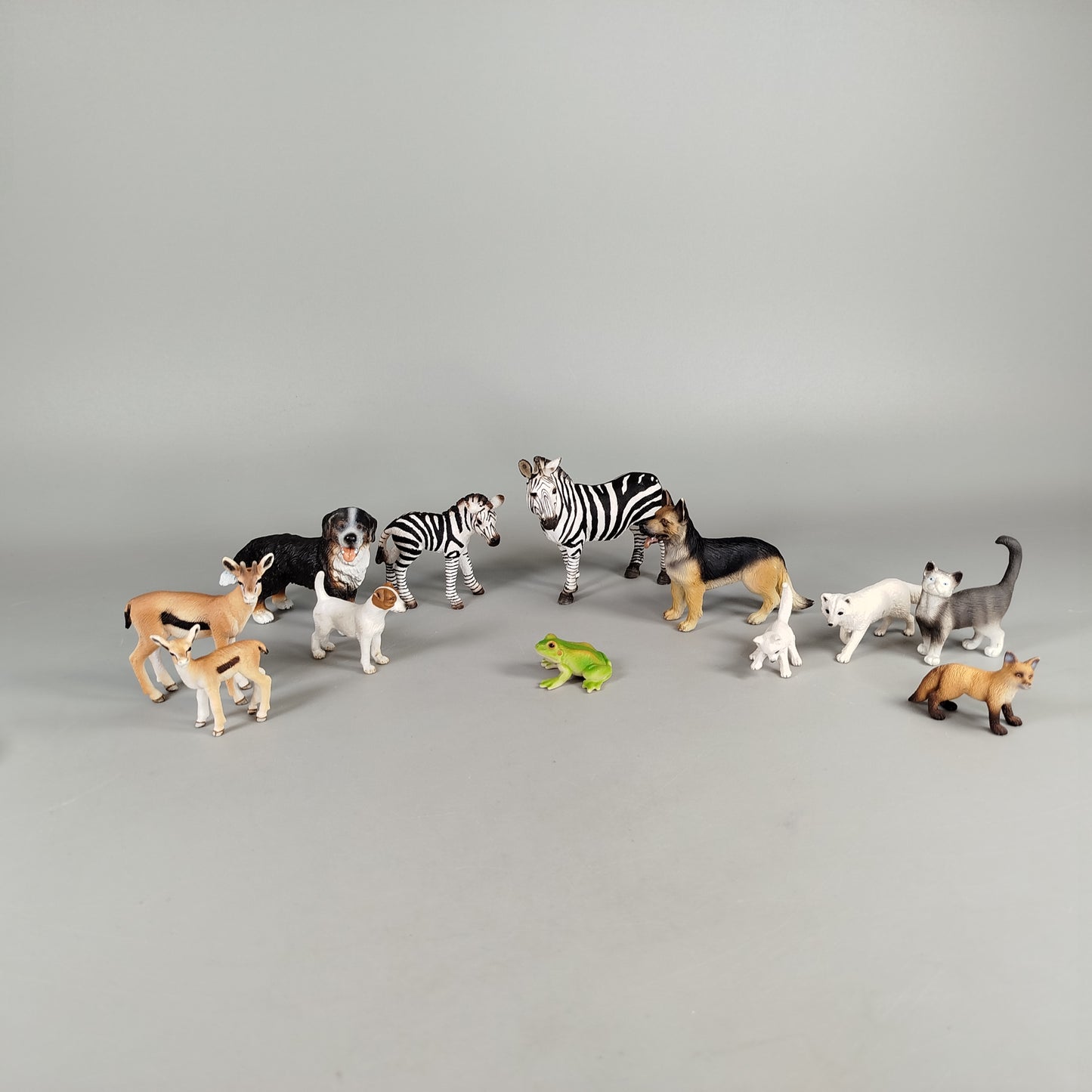 Schleich Tierfiguren Set von 12 – in sehr gutem Zustand