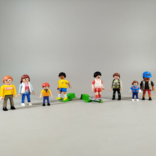 Playmobil Figuren Set von 8 – Sportler, Kinder, Erwachsene, leichte Kratzer