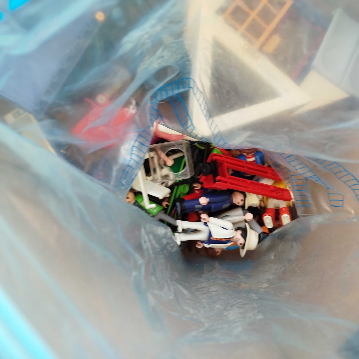Playmobil Konvolut 6 kg – Fahrzeuge, Figuren, Zubehör