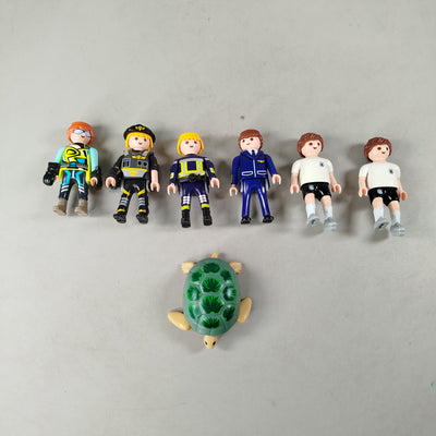 Playmobil Bundle Fußball Figuren & Tier Set von 7