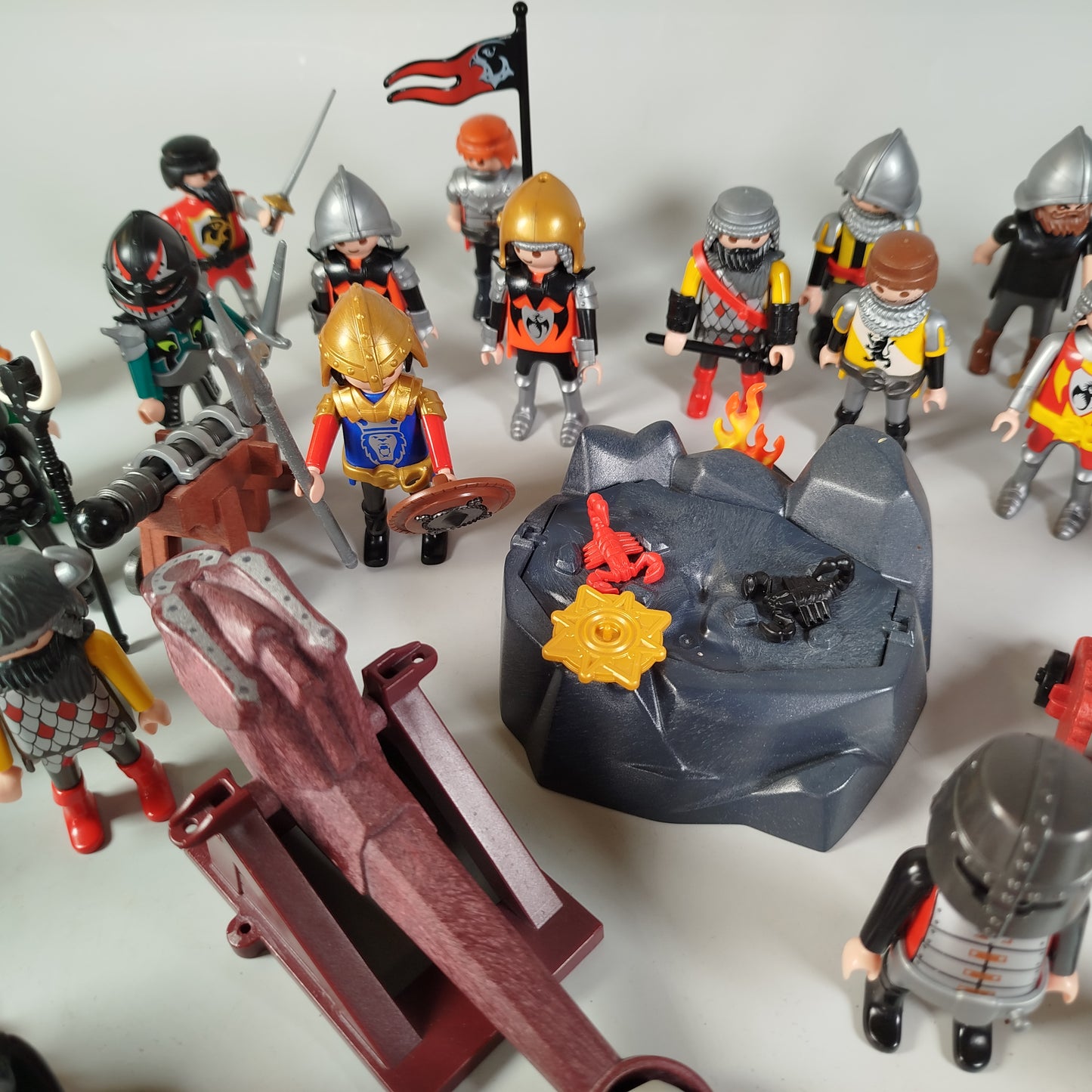 Playmobil Ritter-Spielset mit Figuren und Zubehör - Komplett Ritter-Spielset mit