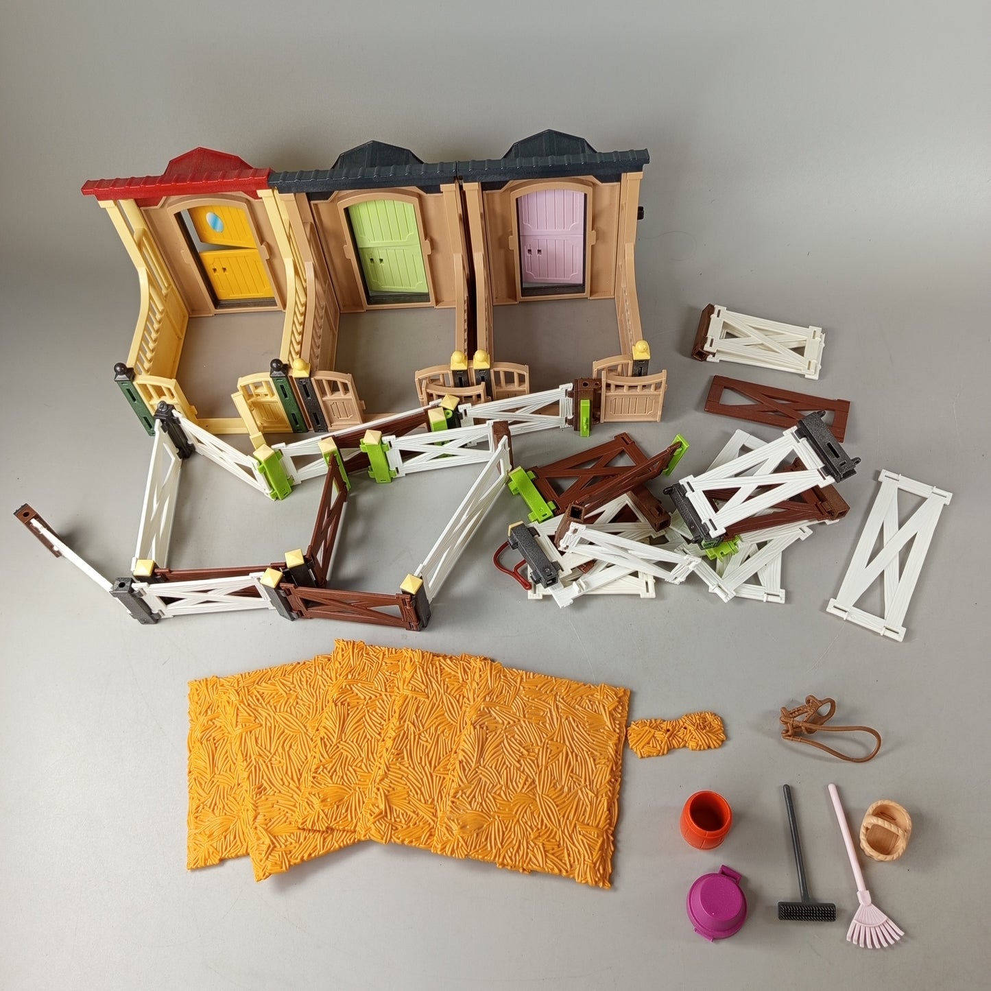 Playmobil Bundle Pferdestall 9 Pferde gebraucht ab 3 4 5 Jahre | ✅ geprüft