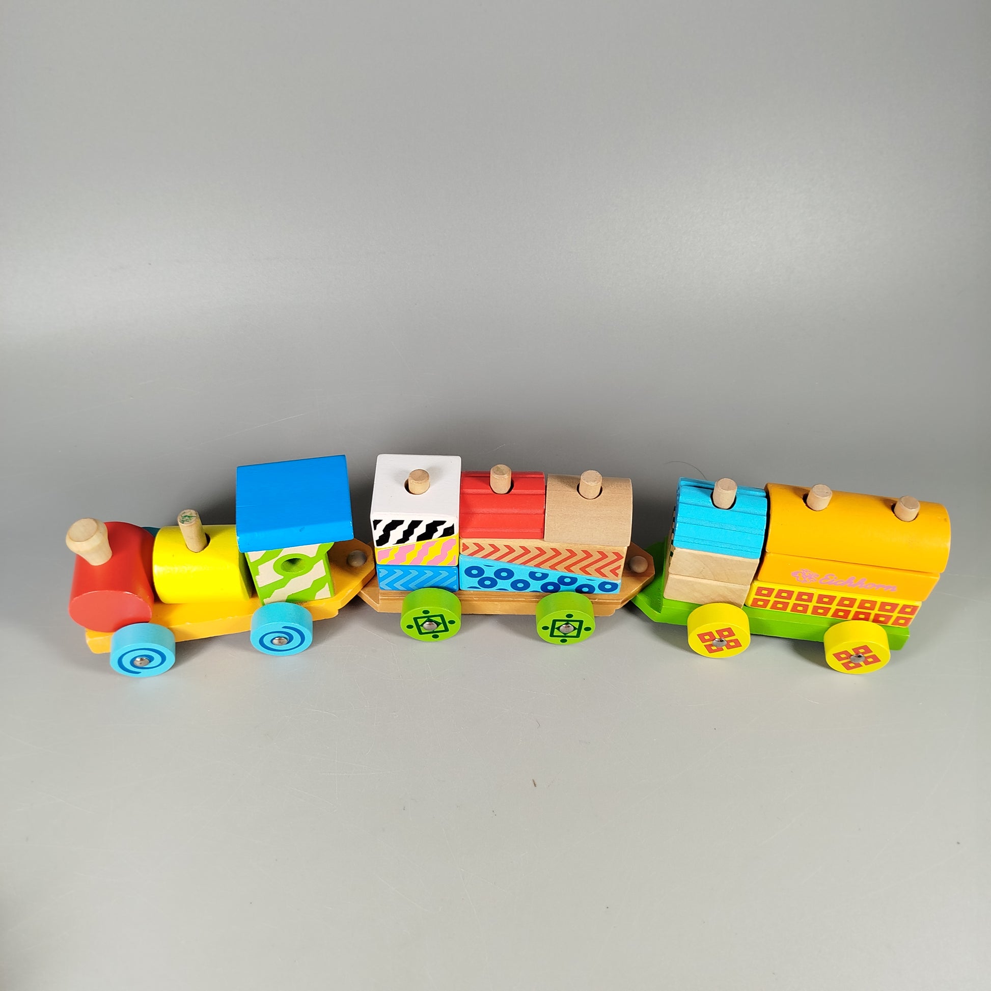 Goryeo Baby Holzspielzeug-Set – Zug & Karottenpuzzle