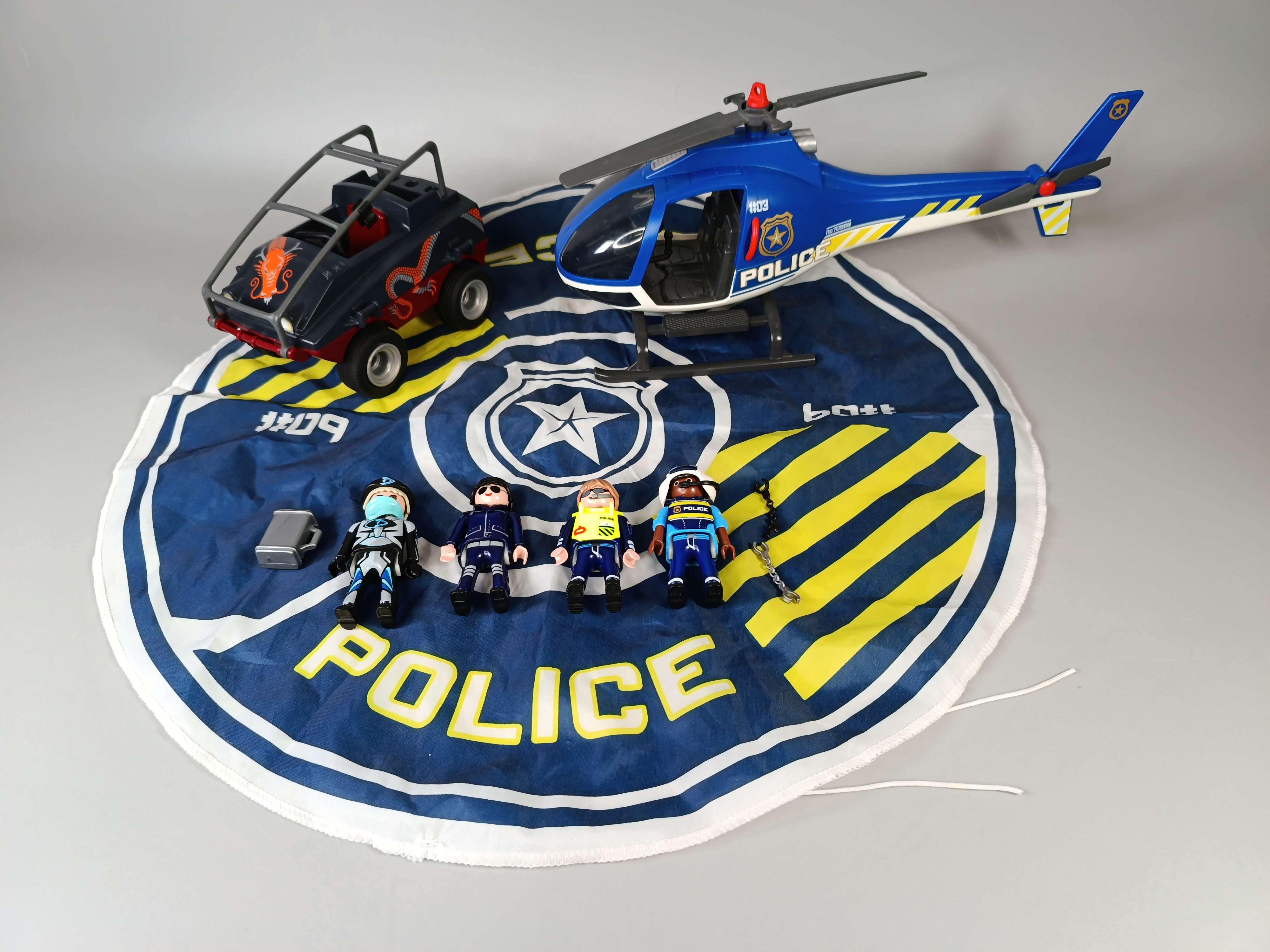 Playmobil Bundle 70569 5558 Polizei-Helikopter & Abenteuer-Pickup