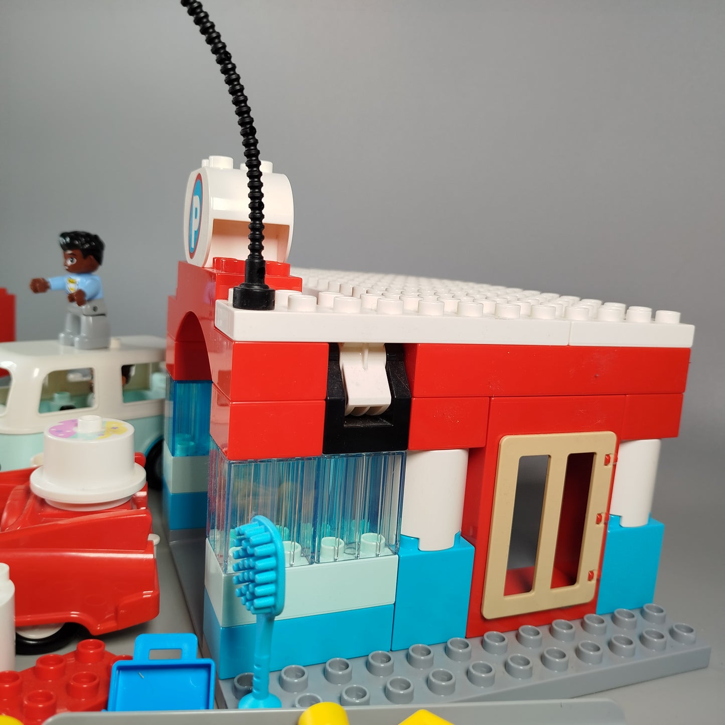 LEGO DUPLO Set - Parkhaus & Fahrzeuge mit Autowaschanlage