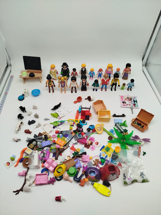 Playmobil 18 Figuren, Tiere & Zubehör