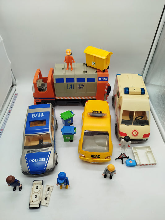Bundle Playmobil Set von 4 Fahrzeuge, gebraucht, ab 3 Jahre