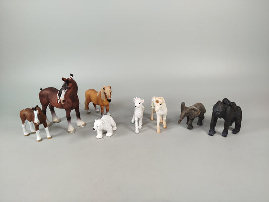 Schleich Tierfiguren Set von 10 – Pferde, Elefant, Gorilla
