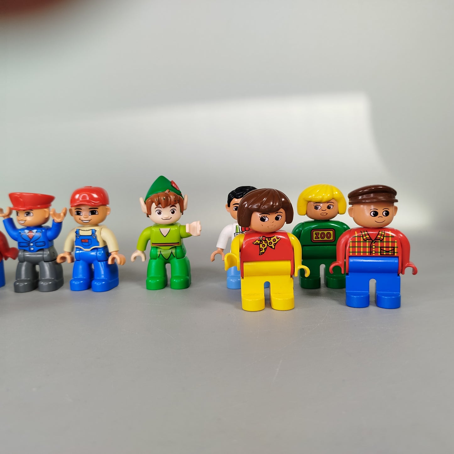 LEGO Duplo Figuren Set von 20 – vielseitige Charaktere, gut erhalten
